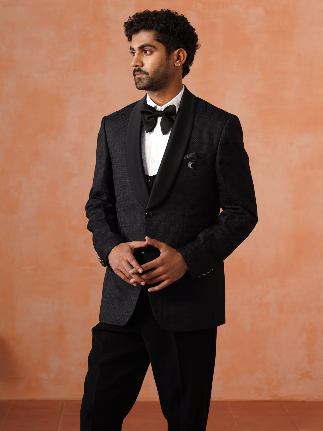 Men’s Black Textured Shawl Collar Suit Set