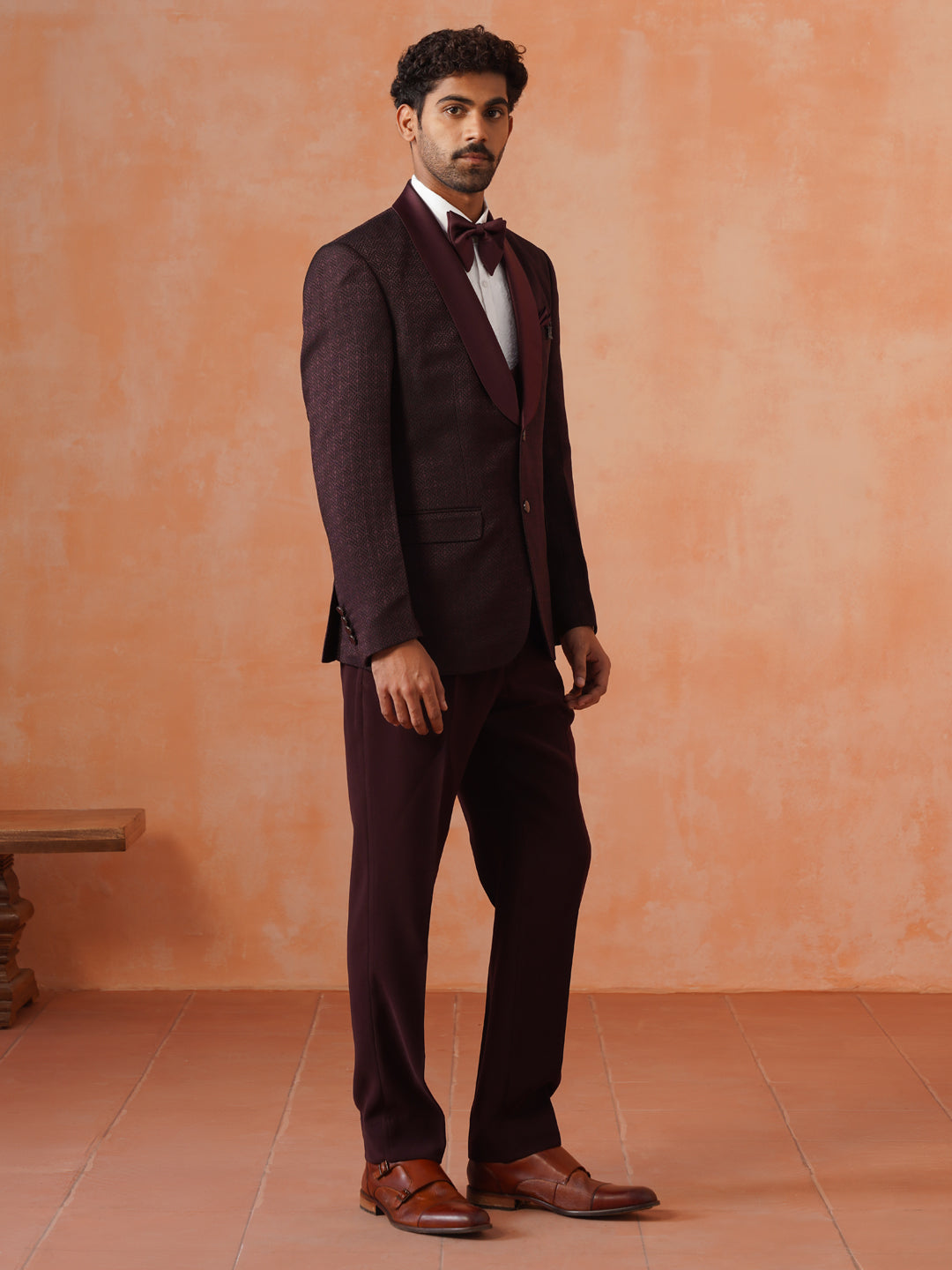 Men’s  Maroon Textured Shawl Collar Suit Set
