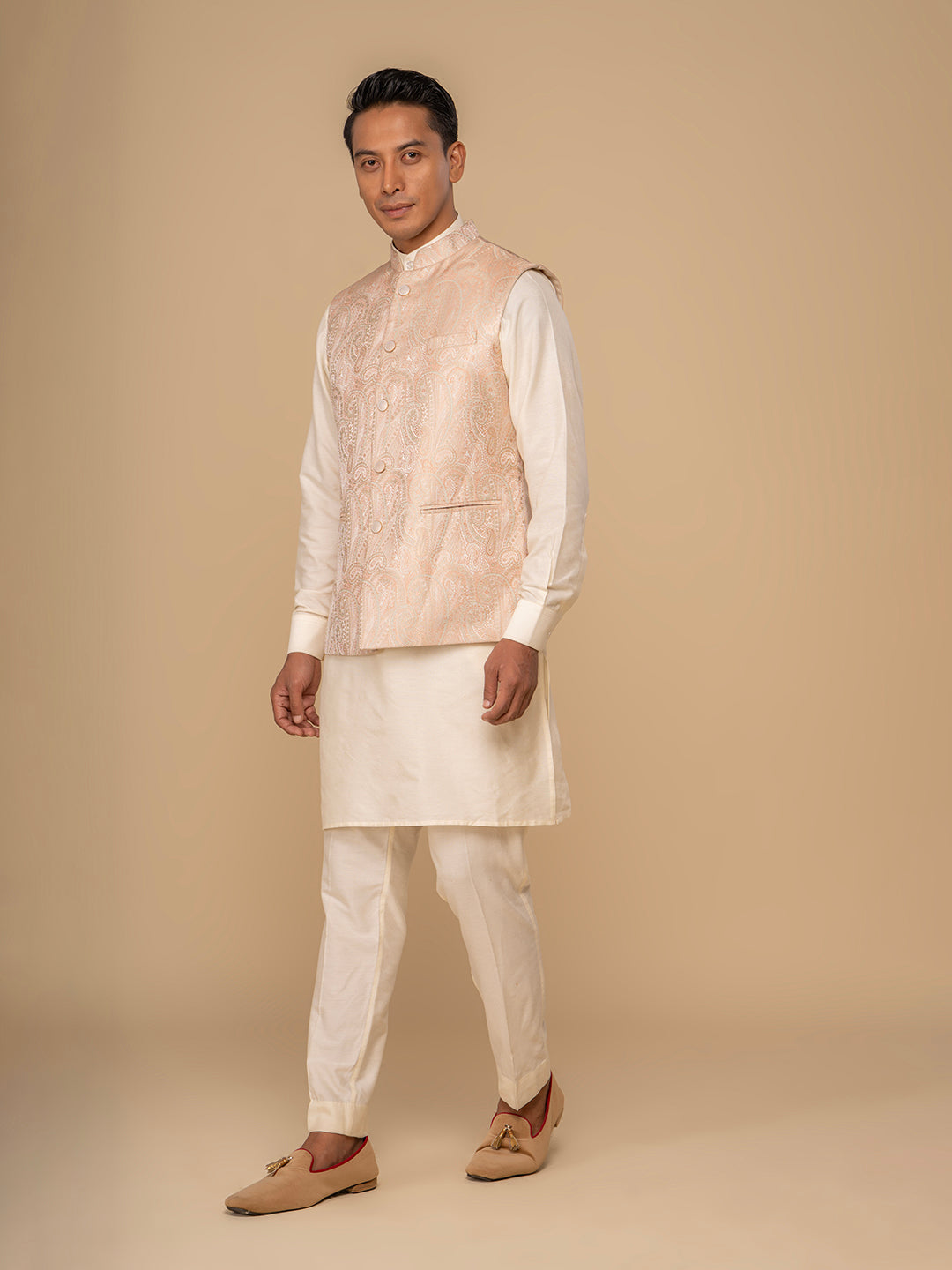Men Peach Bundi