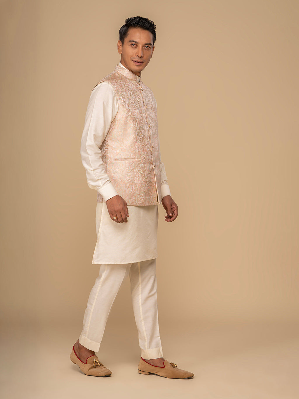 Men Peach Bundi