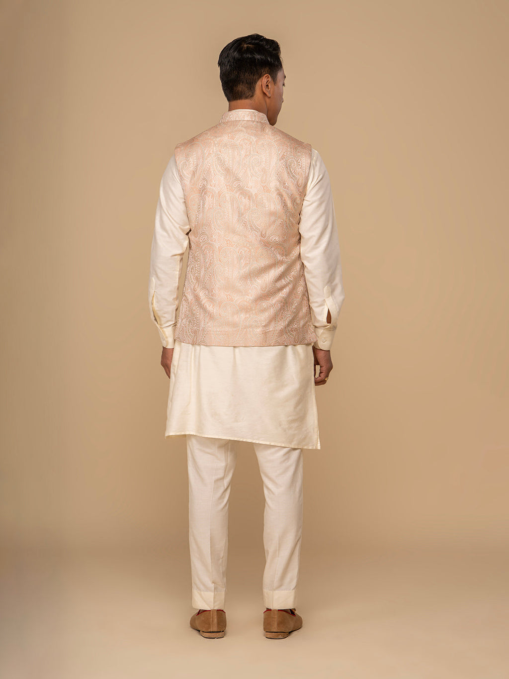 Men Peach Bundi